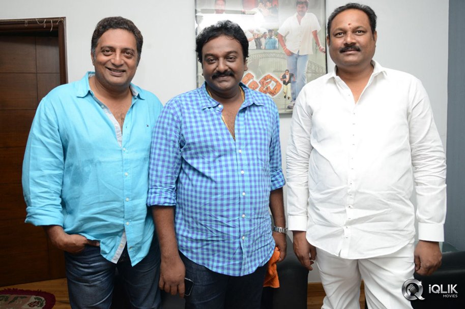 Alludu-Seenu-Press-Meet